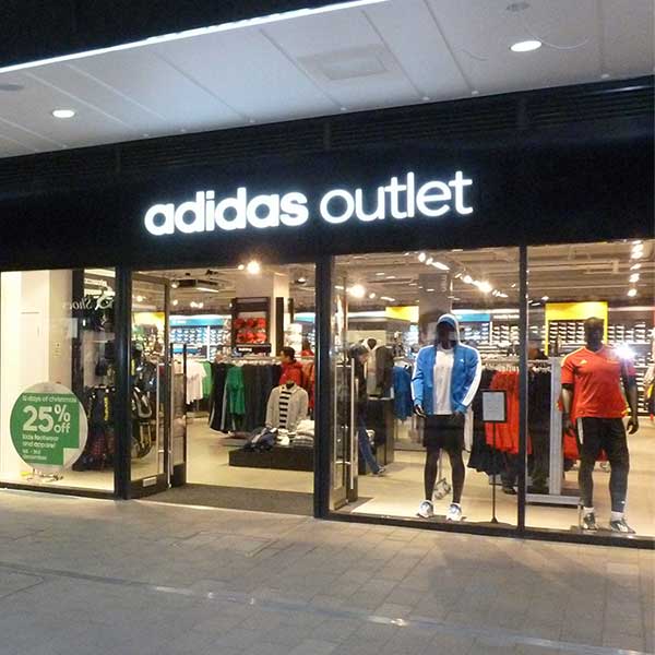 adidas outlet store access park